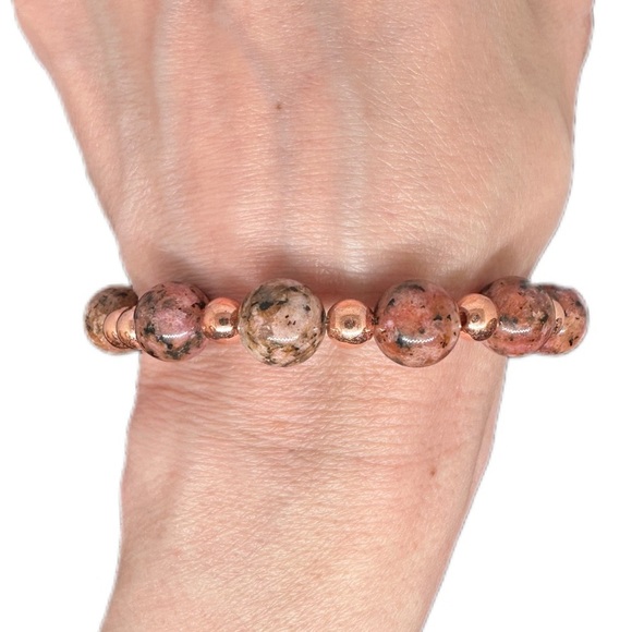 Rhodonite bracelet with rise gold tone color handmade stretchy - Picture 2 of 8